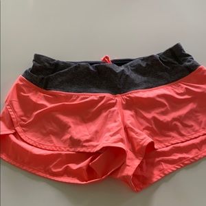 Lulu lemon speed up short